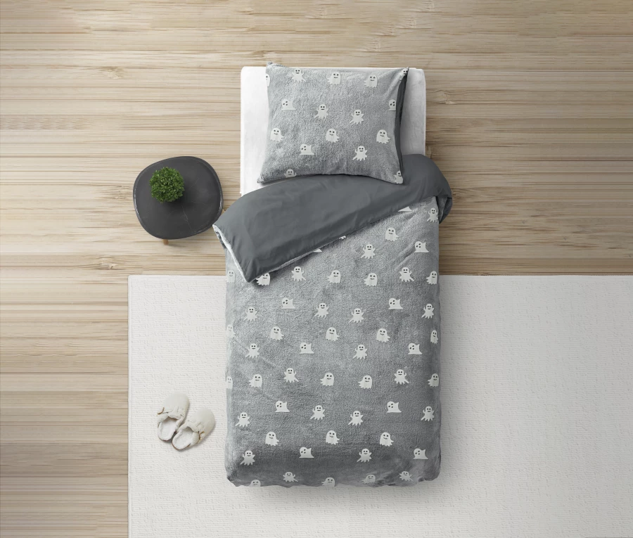 Glow in the dark Spooky Grey