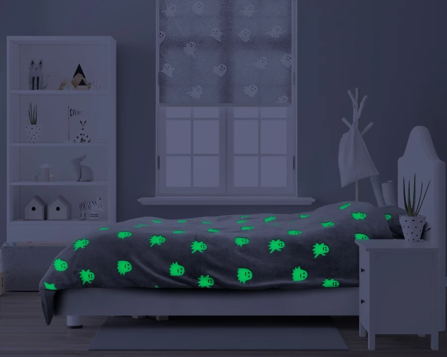 Glow in the dark Spooky Grey