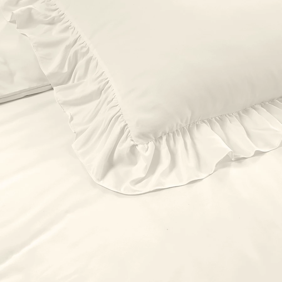 Ruffles Creme