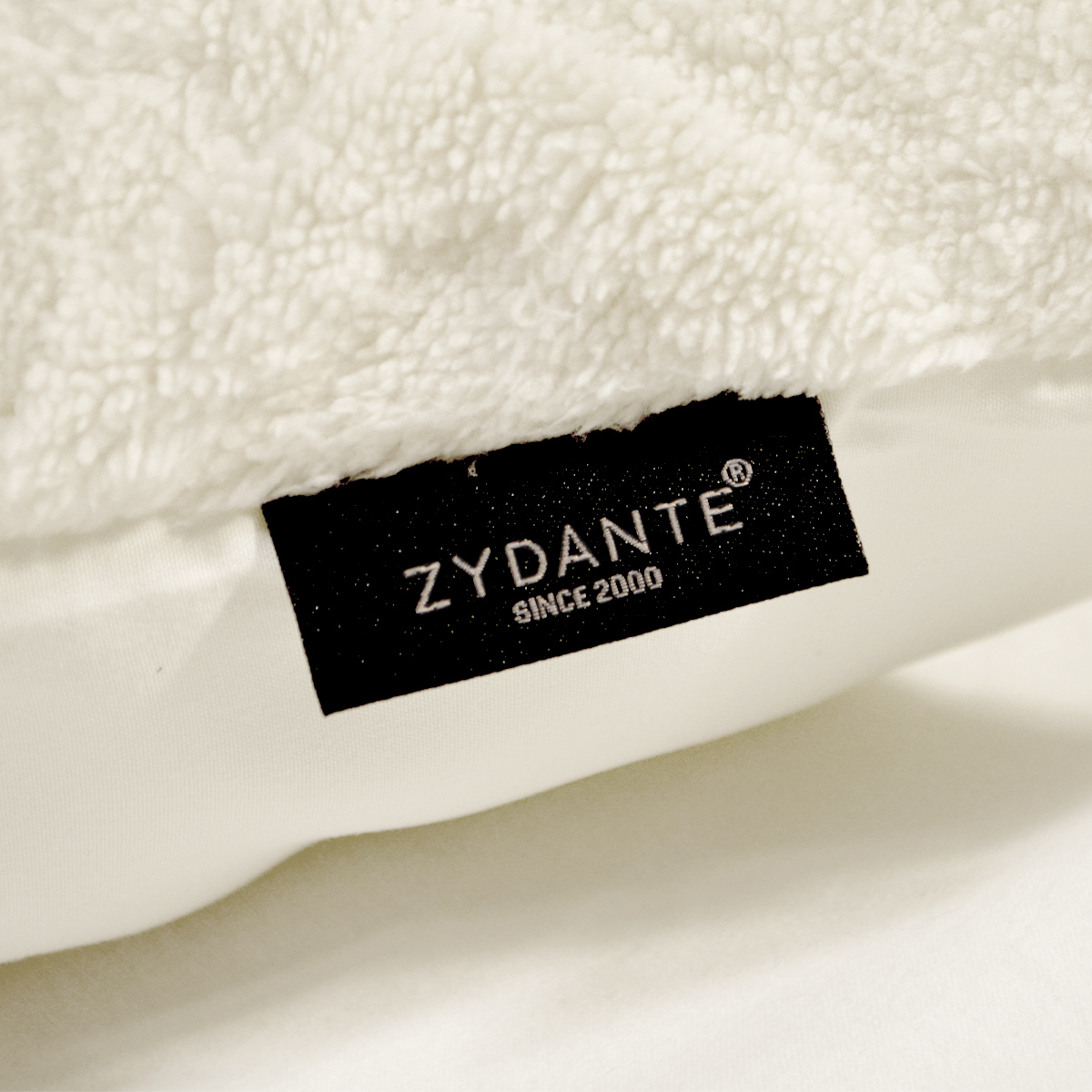 Dekbedovertrekset Jacquard Teddy Whisper White