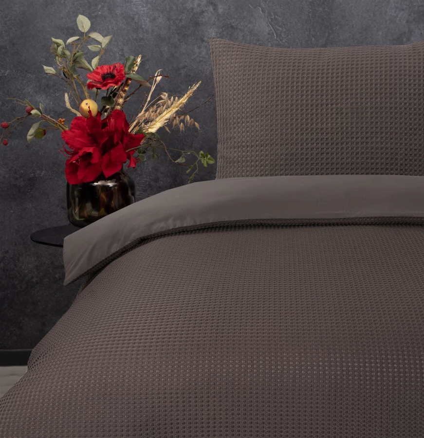 Velvet Piping Deep Taupe