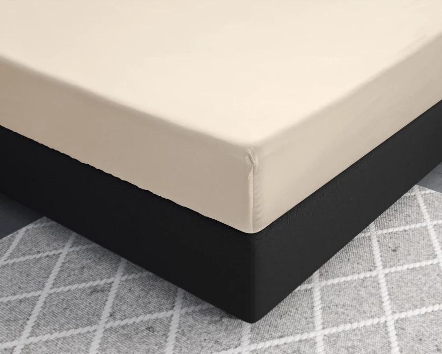 Satijnen Hoeslaken Zand